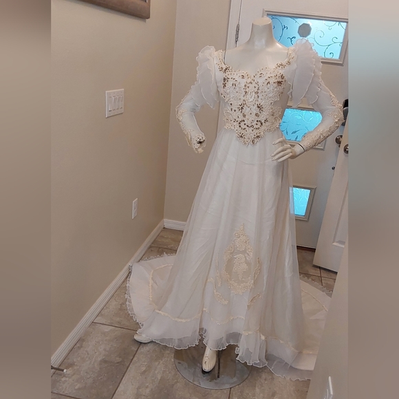 Vintage UNION MADE LACE BRIDAL SIZE 4-6 - Picture 5 of 16